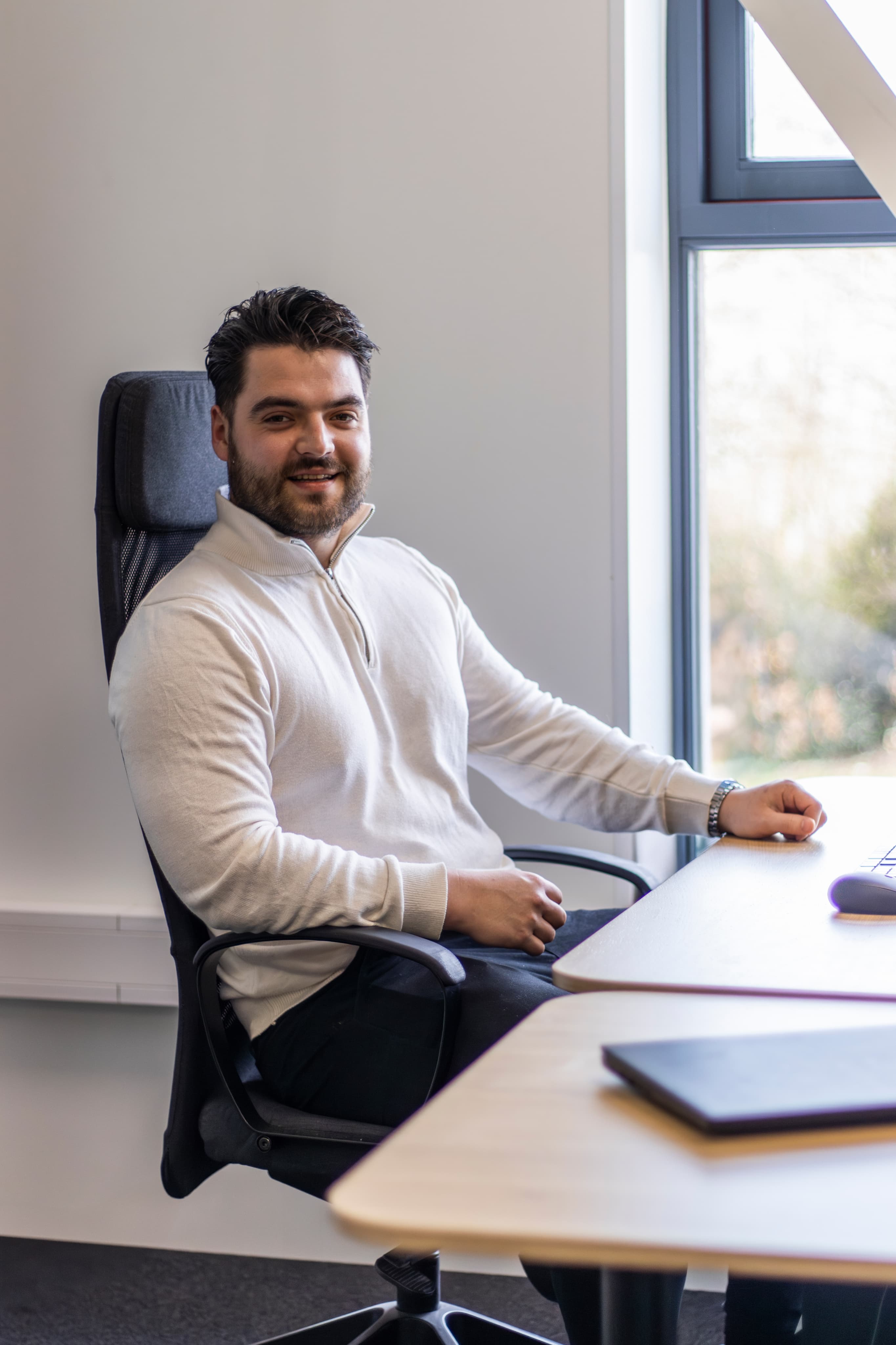 Jari — Account Manager